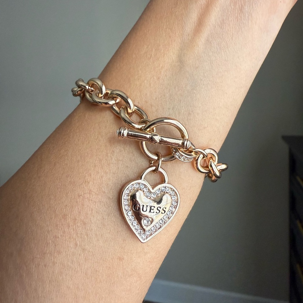Guess Gold Heart Charm Bracelet